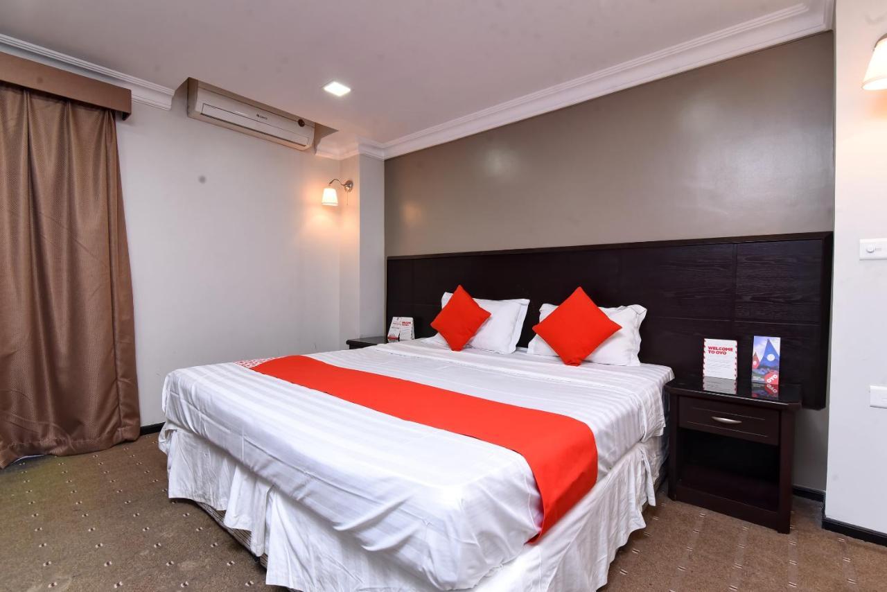 Oyo 411 Moon Hotel Dammam Exterior foto